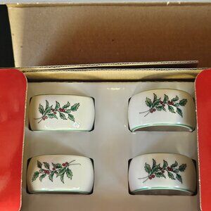 Set of 8  2 Boxes of 4 Christmastime Nikko Napkin Rings With Holly/Berry Design